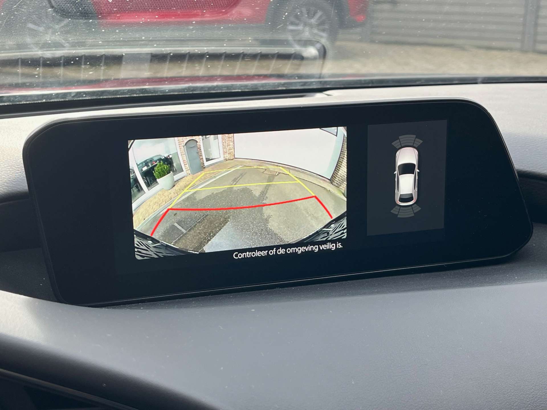 Mazda 3 2.0 M-HYBRID / Camera / Apple Carplay