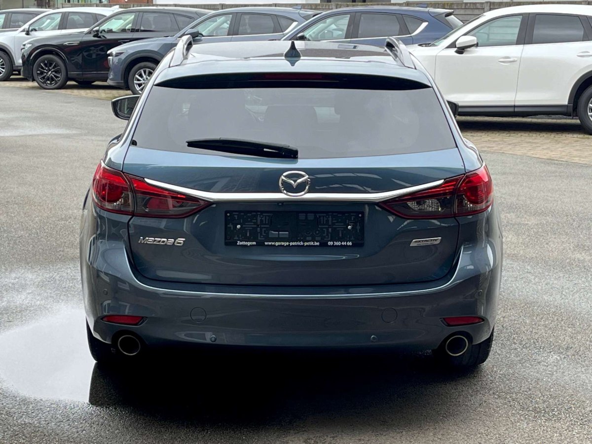 Mazda 6 2.0 SKY-G Exclusive Break / Camera / Apple Carplay