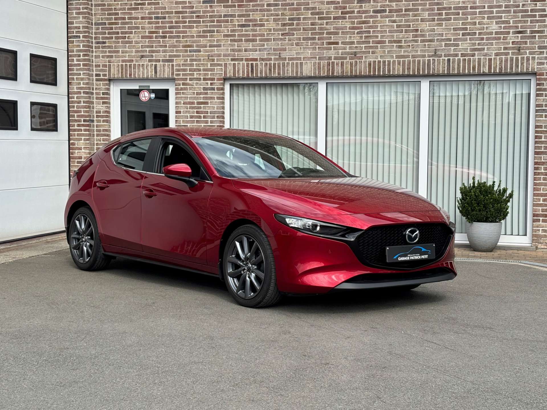 Mazda 3 2.0 M-HYBRID / Camera / Apple / 150pk