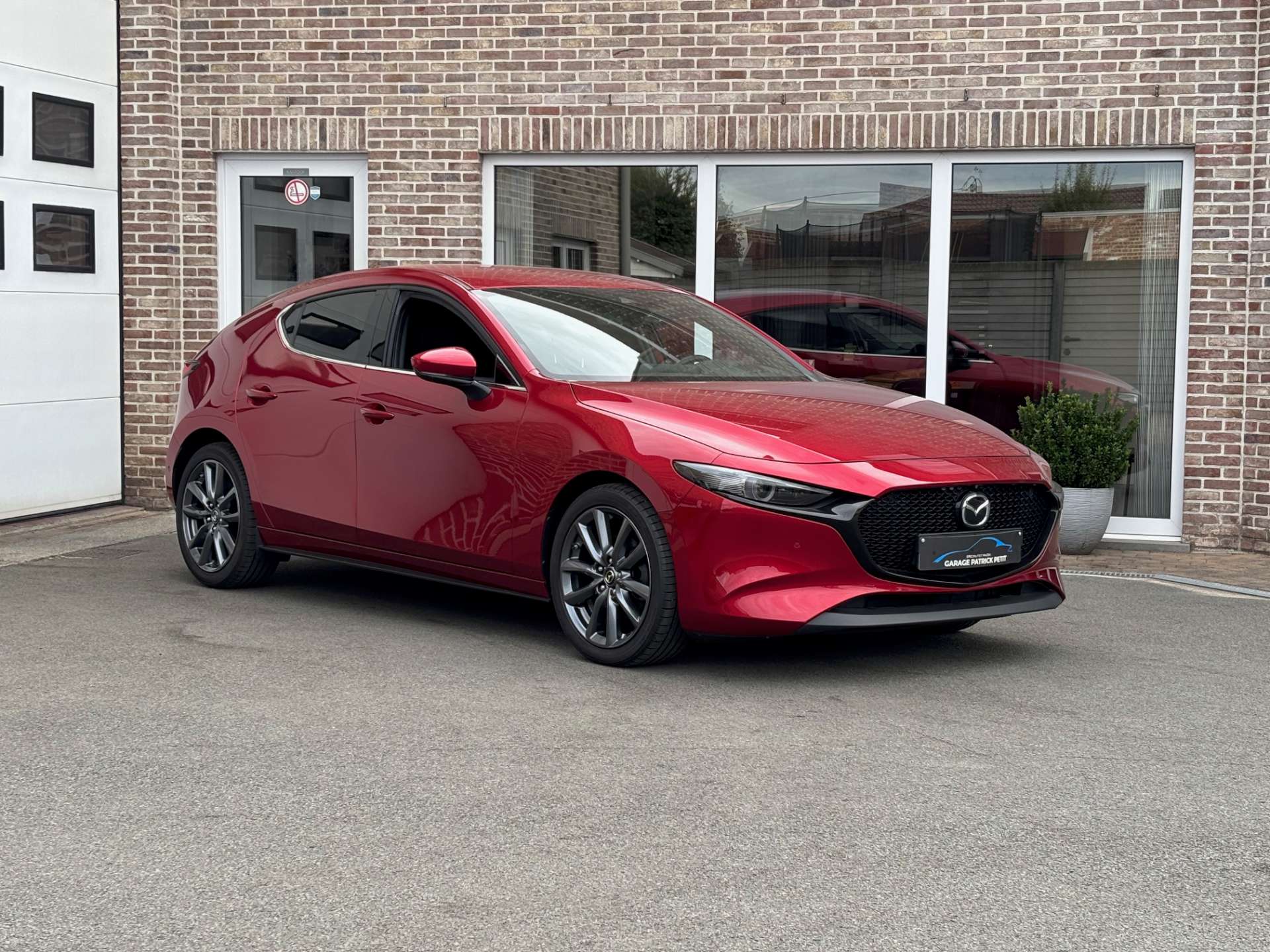 Mazda 3 2.0 M-HYBRID SKYCRUISE / Leder / Bose