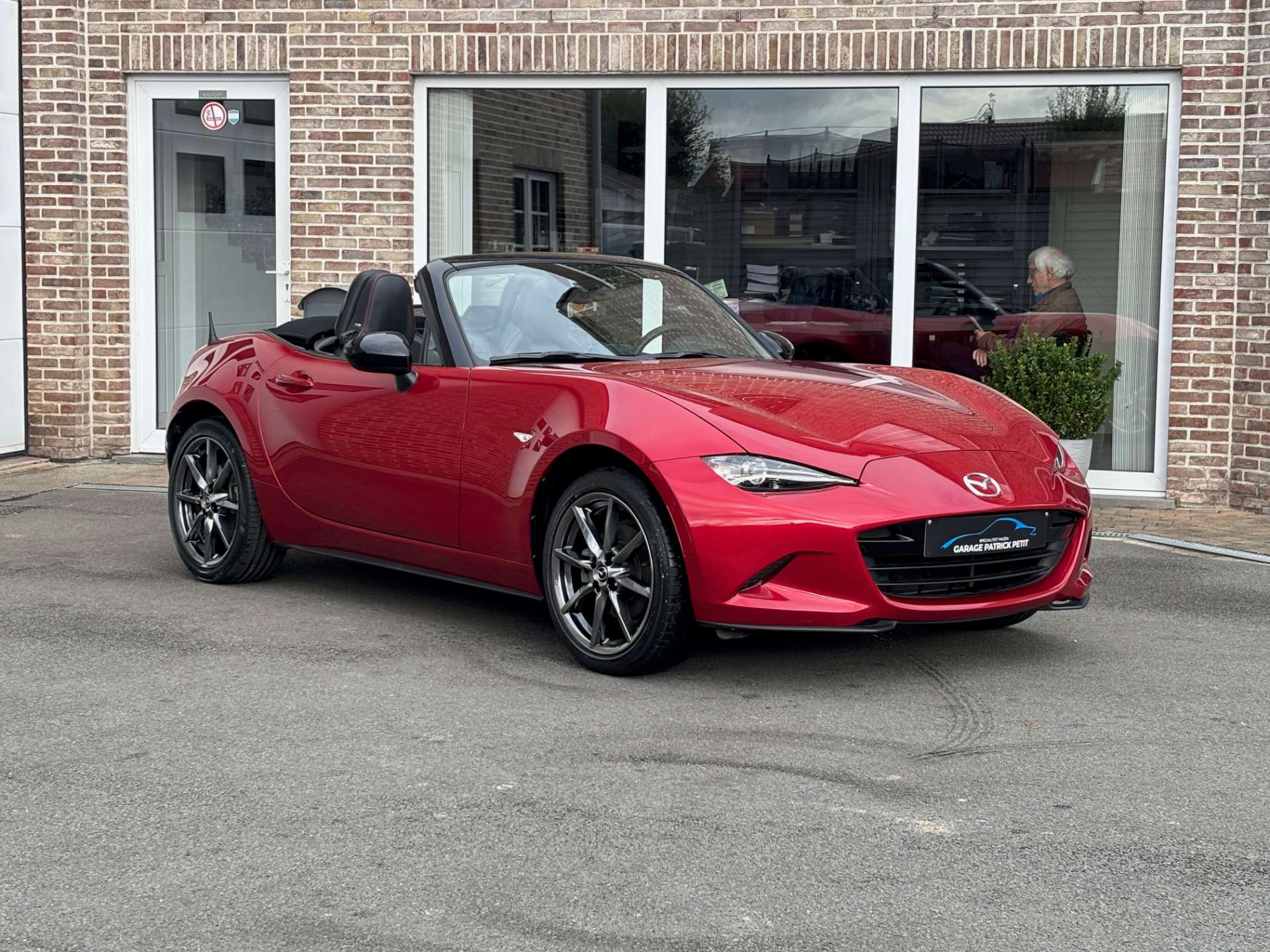 Mazda MX-5 ND 2.0 SKY-G 160 Edition (003/160) / Camera
