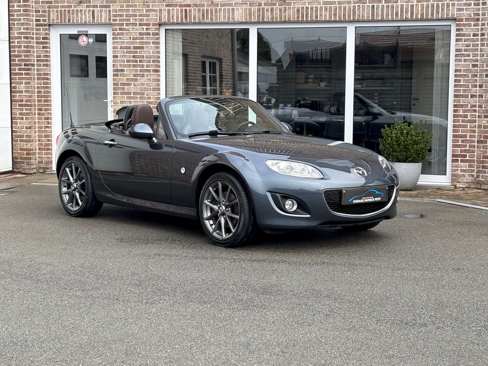 Mazda MX-5 1.8i NCFL Kaiteki Roadster Coupé
