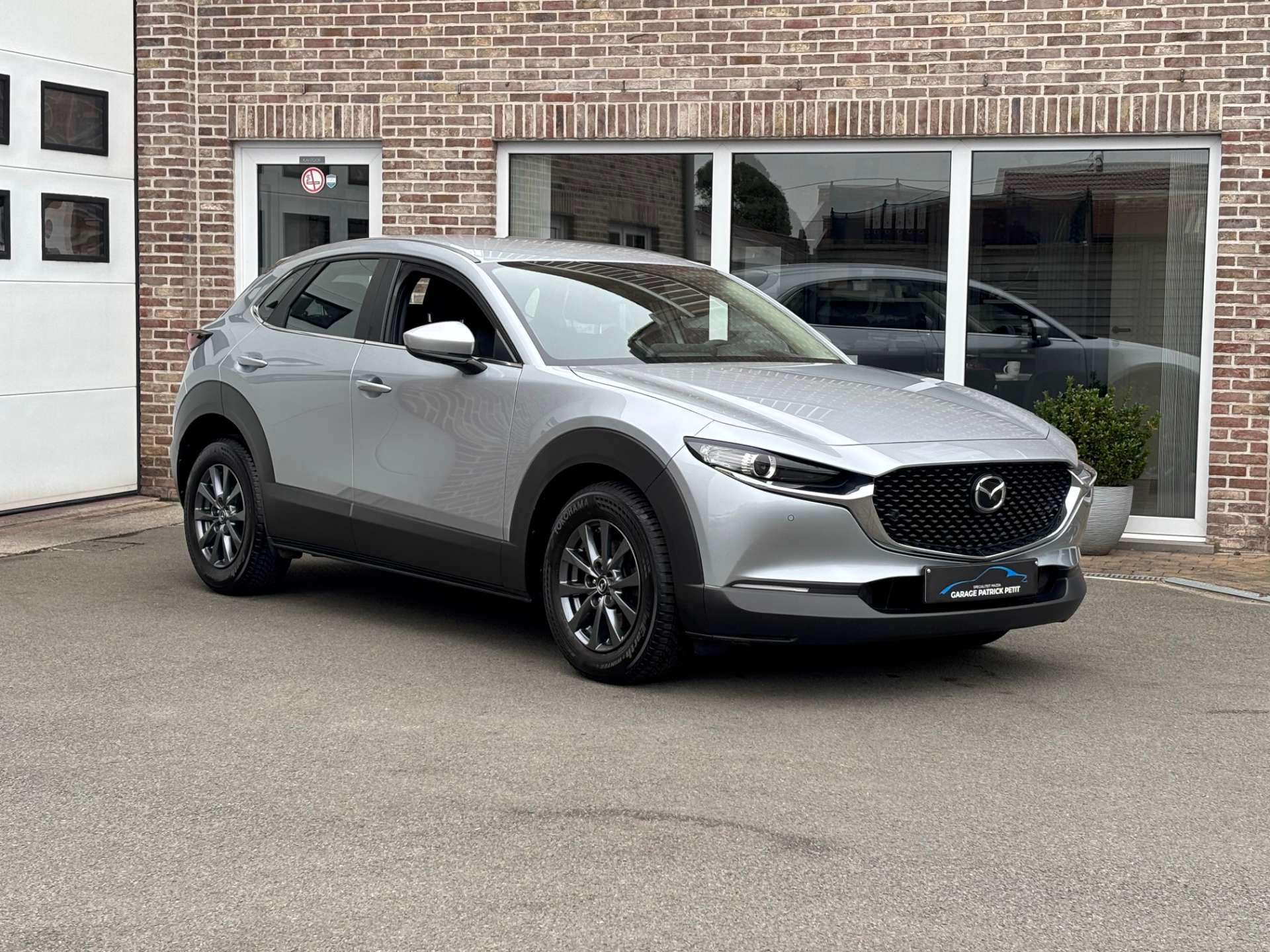 Mazda CX-30 2.0 M-HYBRID / Camera / Apple