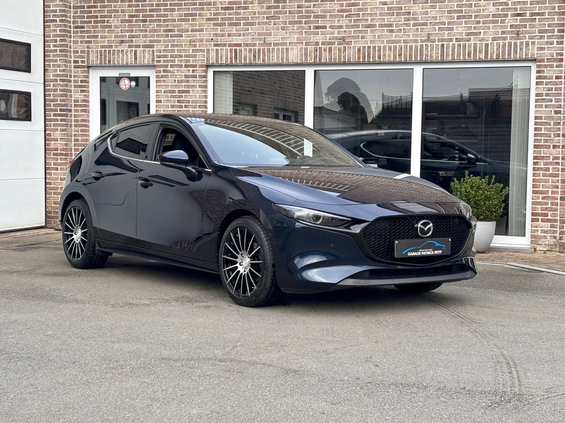 Mazda 3 2.0 M-HYBRID / 360 camera / Bose / Trekhaak