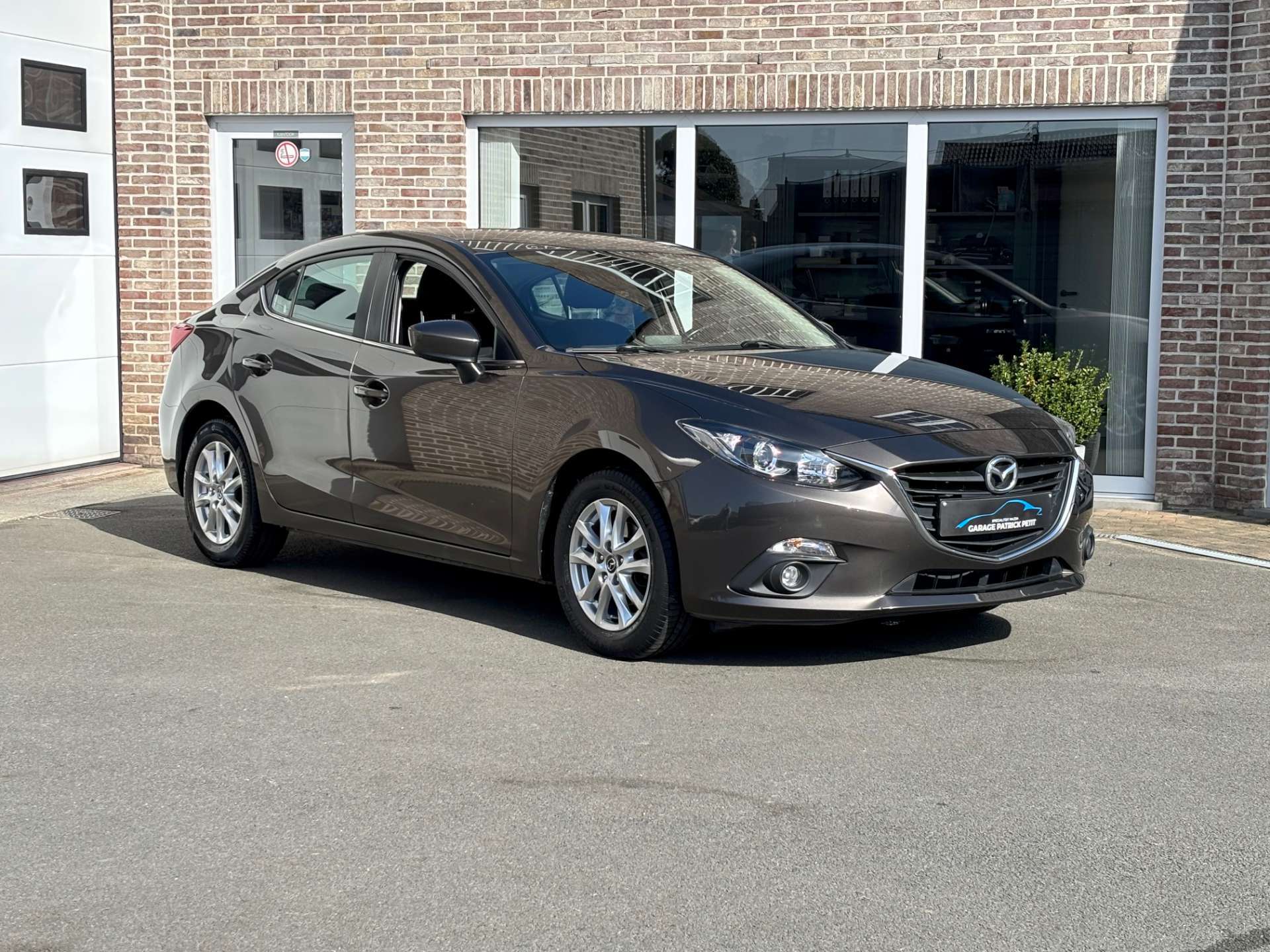 Mazda 3 1.5 SKY-G Active 4-deurs / Trekhaak