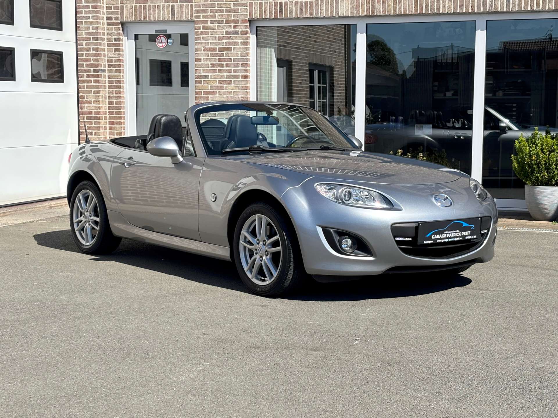 Mazda MX-5 1.8i NCFL Sof Top