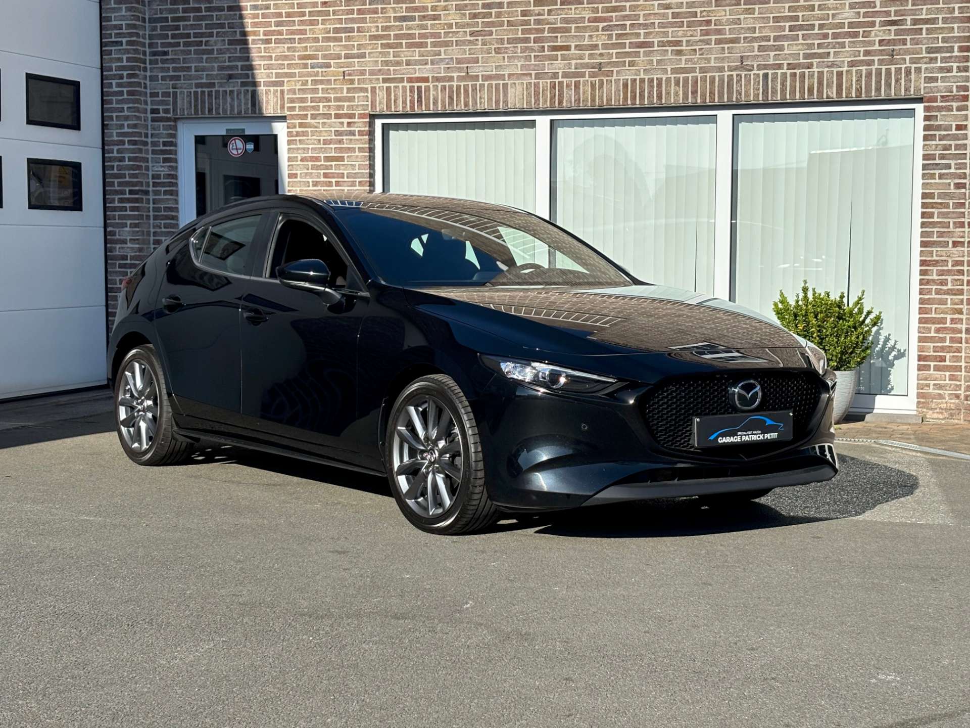 Mazda 3 2.0 M-HYBRID (150pk) / Automaat / Camera / Apple