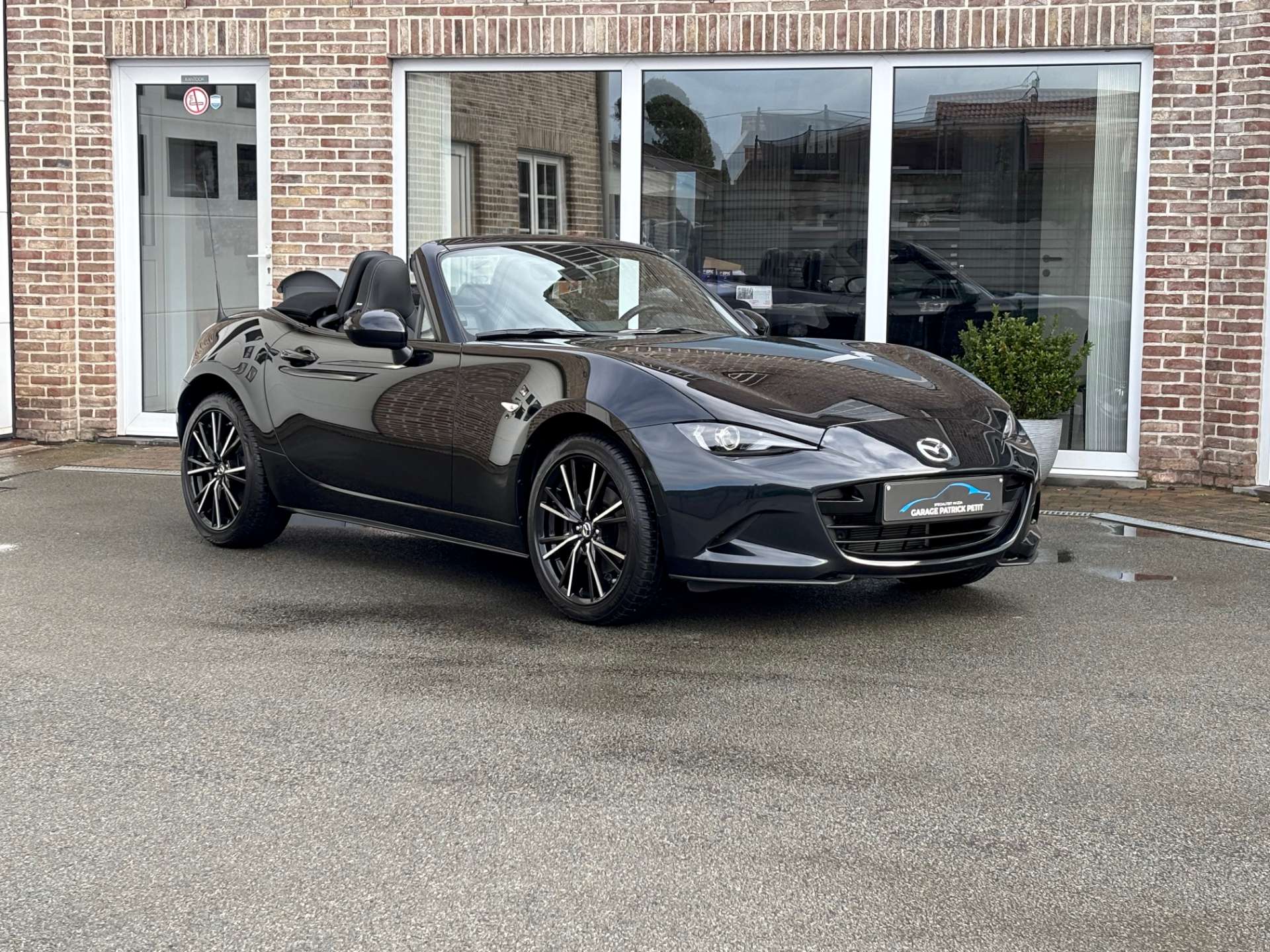 Mazda MX-5 ND 2.0 SKY-G EXCLUSIVE-LINE / MODEL 2024