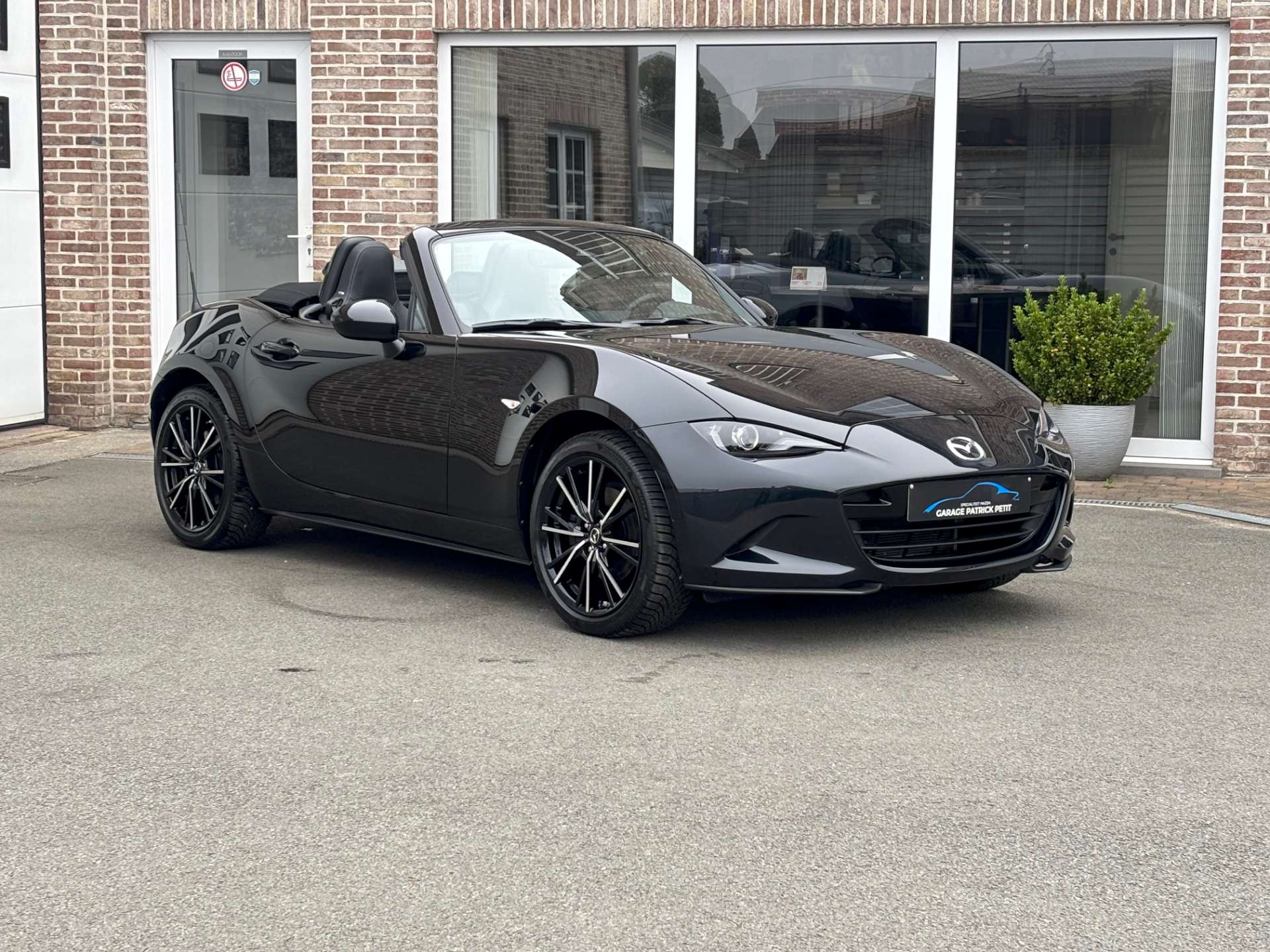 Mazda MX-5 ND 2.0 SKY-G EXCLUSIVE-LINE / MODEL 2024