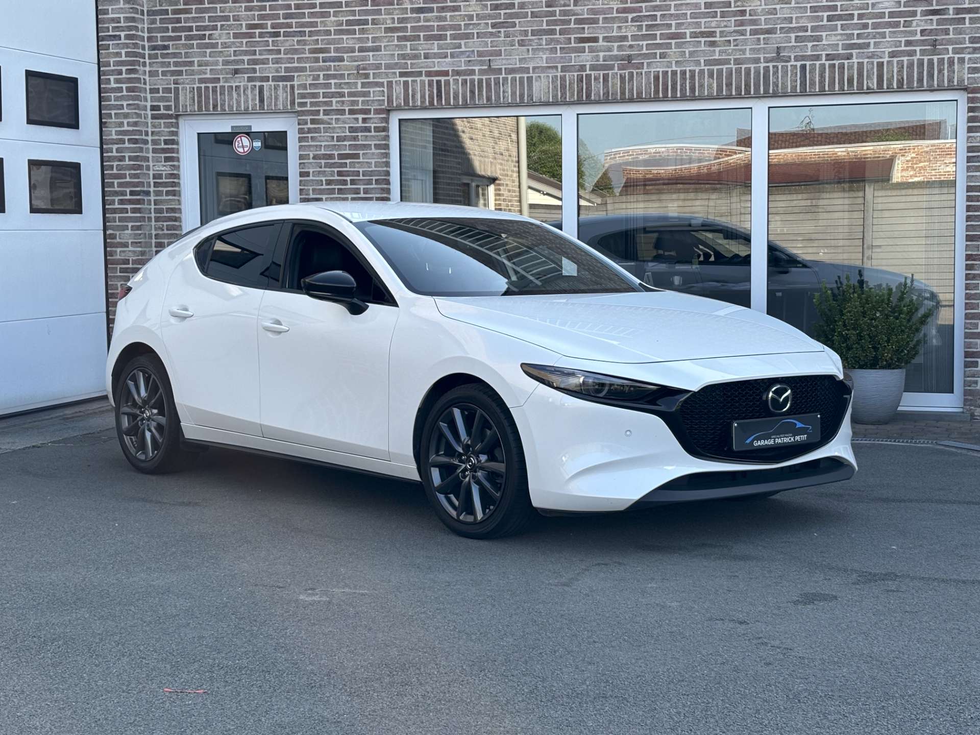 Mazda 3 2.0 M-HYBRID / Automaat / Leder / Bose