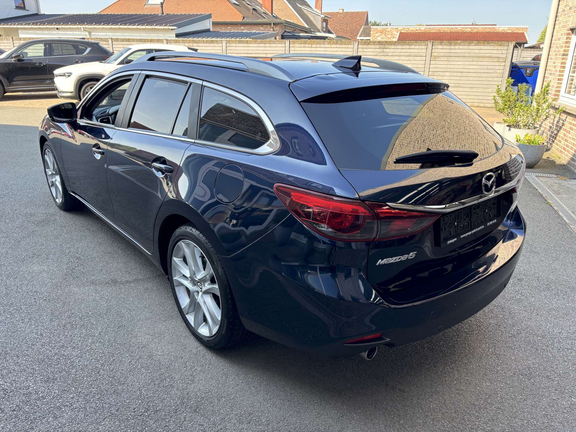 Mazda 6 2.0 SKY-G Break / 360 camera