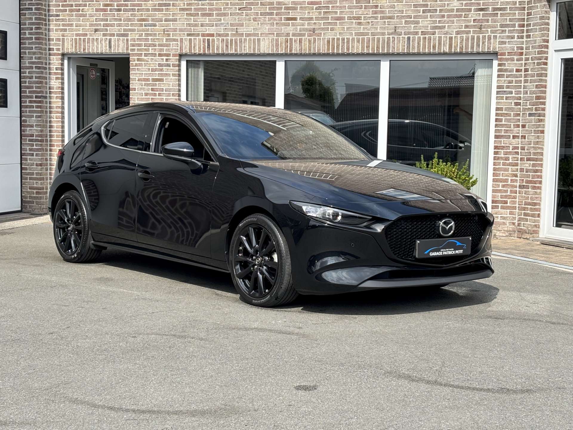 Mazda 3 2.0 M-HYBRID / Homura / 360 camera / Bose