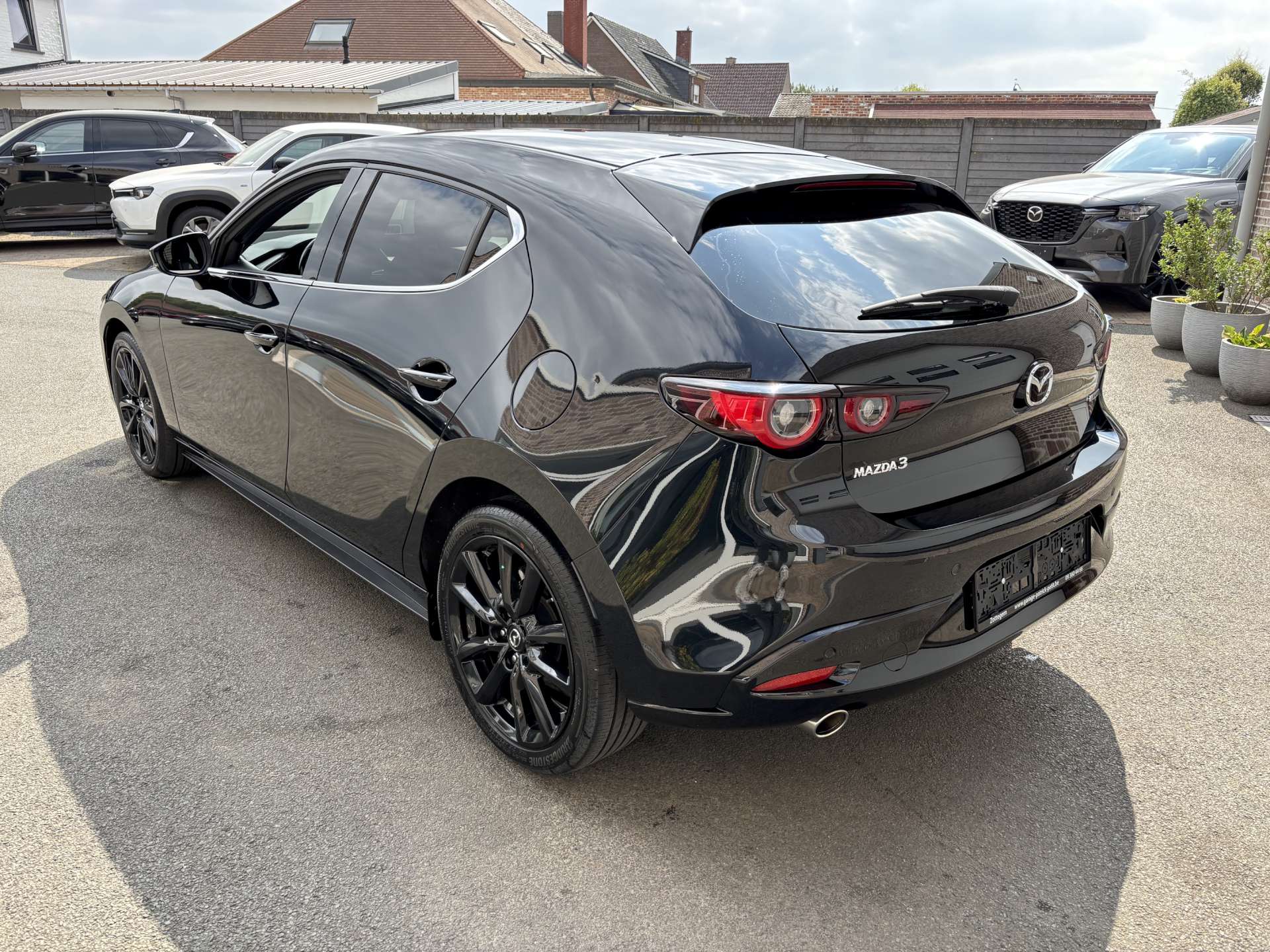 Mazda 3 2.0 M-HYBRID / Homura / 360 camera / Bose