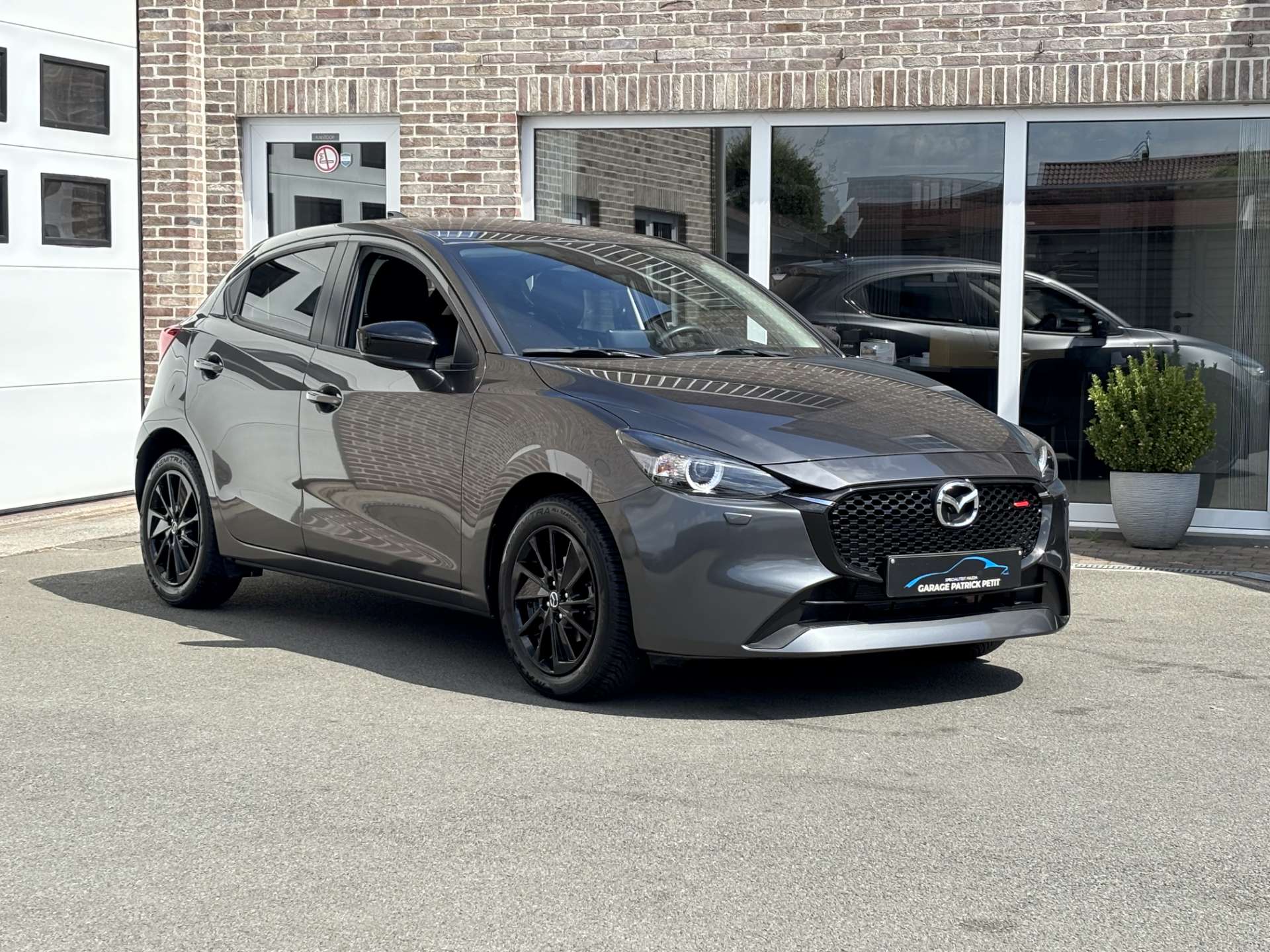 Mazda 2 1.5 SKY-G HOMURA / Automaat