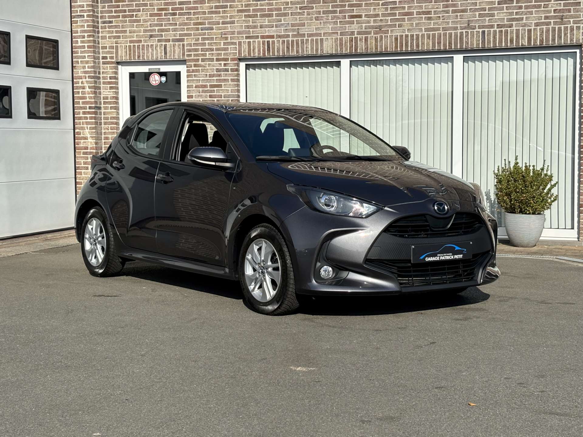 Mazda 2 HYBRID 1.5 VVT-i Agile