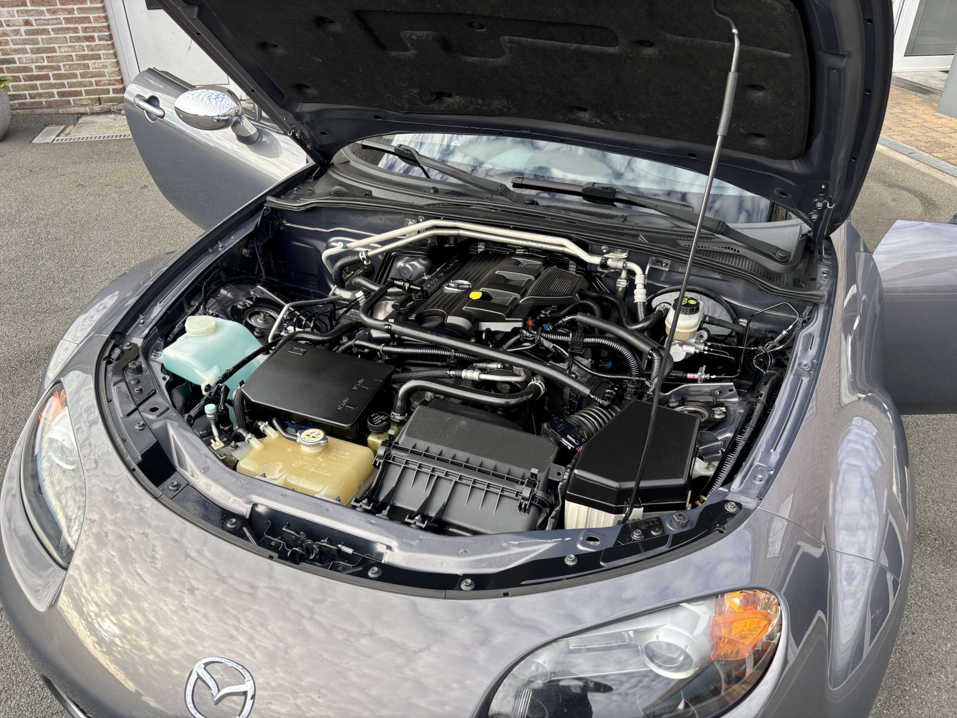 Mazda MX-5 1.8i NC Soft Top / Aero kit